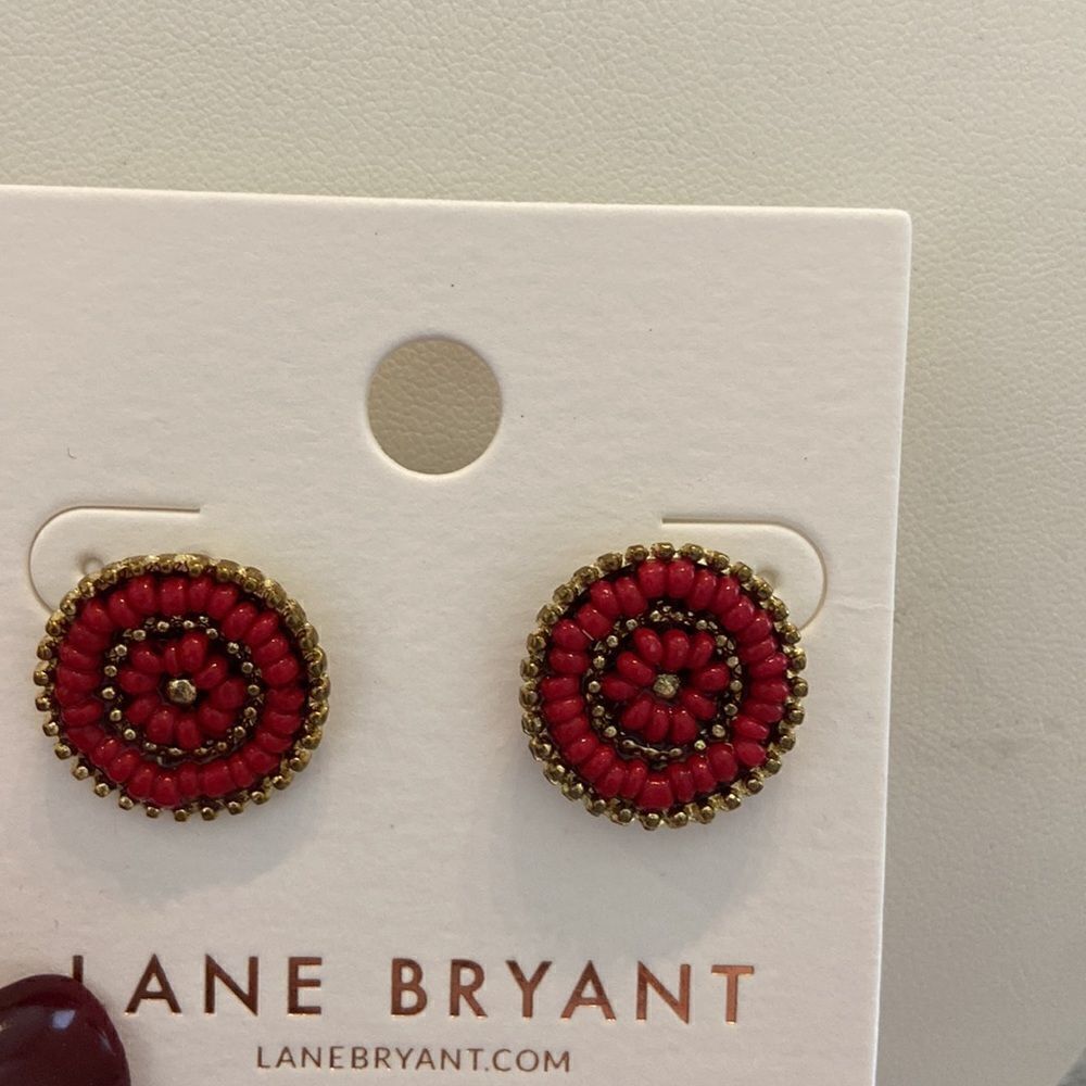 Lane Bryant round gold color and red beads NWT